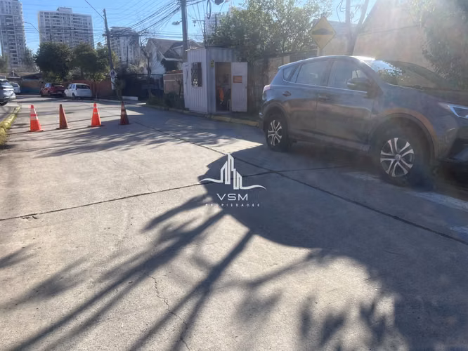 Oportunidad casa en condominio Macul