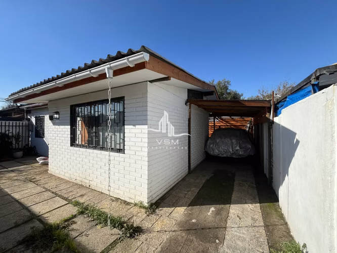 Oportunidad casa en condominio Macul