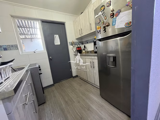 Oportunidad casa en condominio Macul