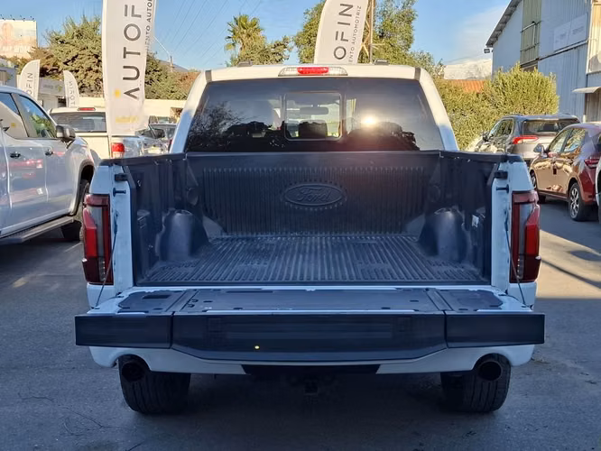 FORD F-150 2025