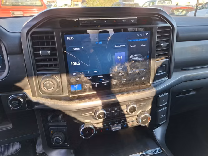 FORD F-150 2025