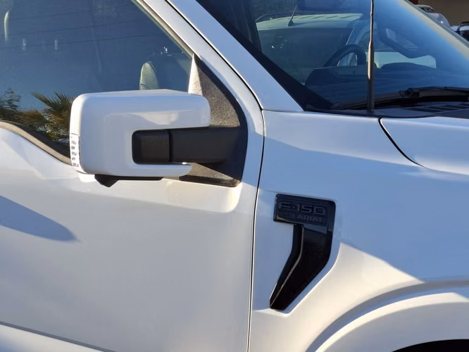 FORD F-150 2025