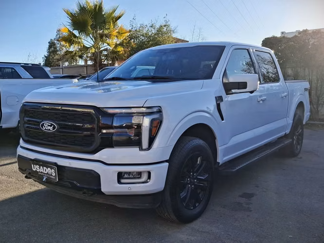 FORD F-150 2025