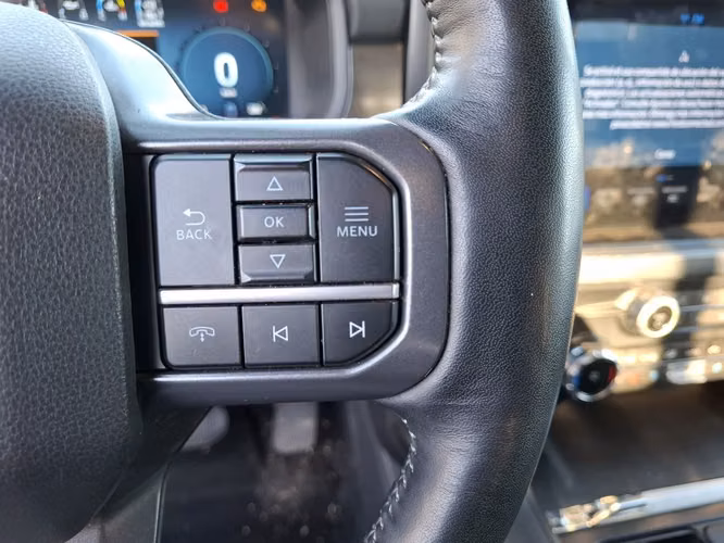 FORD F-150 2025