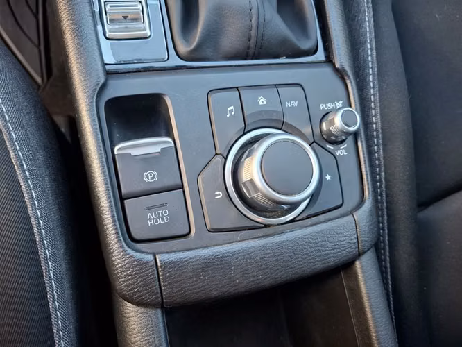 MAZDA CX-3 2025