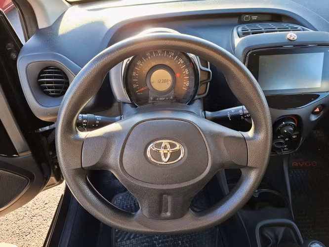 TOYOTA AYGO 2019