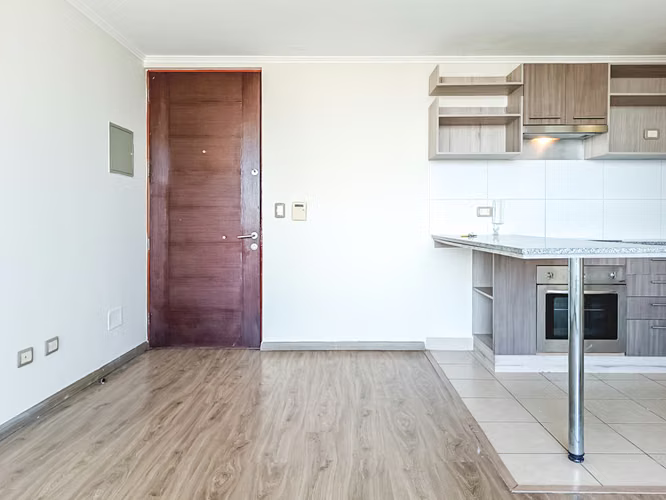 Av. Grecia 3348 (1 Est ) [3101-3]