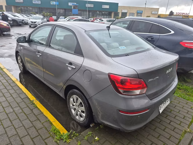 Kia Soluto 2023