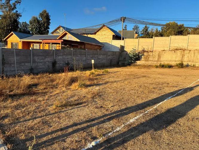 Terreno 200 mt2 en bello condominio