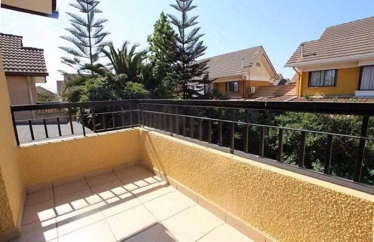 Hermosa Casa 5d 3b 2e en Condominio Ciudad Satélite Patagonia I Maipú