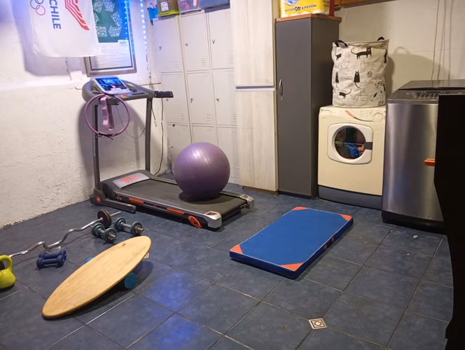 Casa y Local Comercial con Clientela - Negocio Operativo