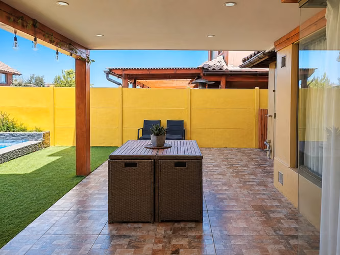 Casa 4D/3B con quincho y piscina en Las Vizcachas - Imagen 17