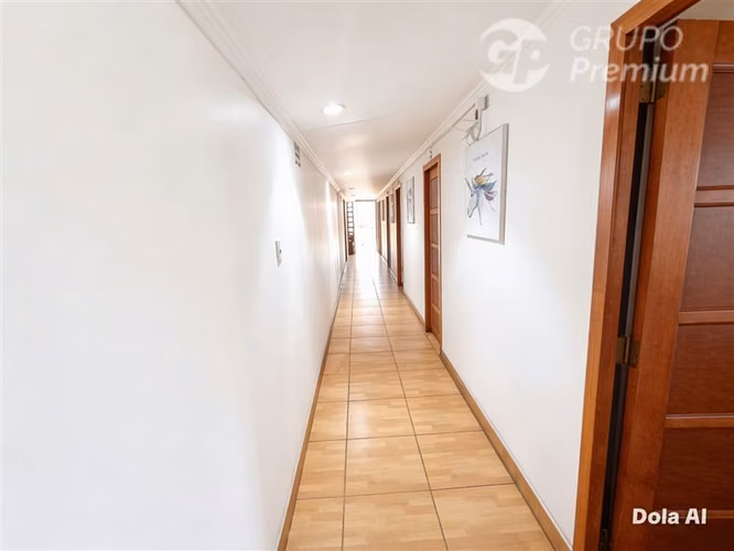 CASA CON AMPLIOS ESPACIOS Y 11 D, 5B EN VENTA EN CERRILLOS