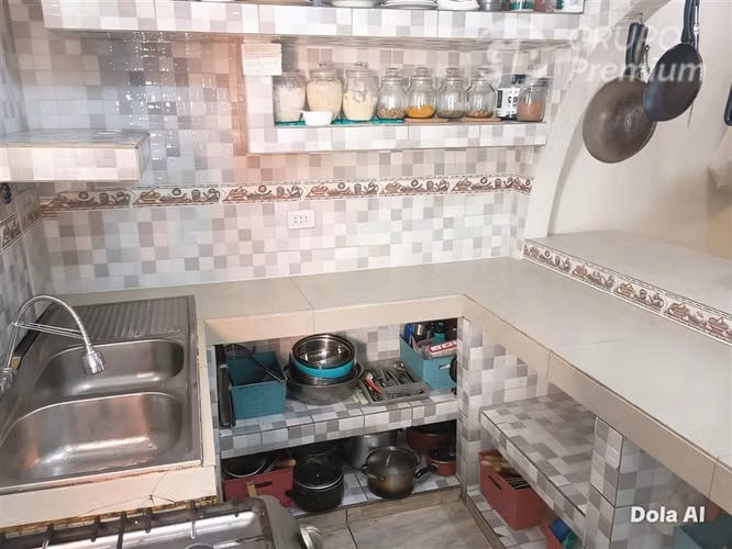CASA CON AMPLIOS ESPACIOS Y 11 D, 5B EN VENTA EN CERRILLOS
