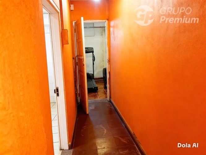 CASA CON AMPLIOS ESPACIOS Y 11 D, 5B EN VENTA EN CERRILLOS