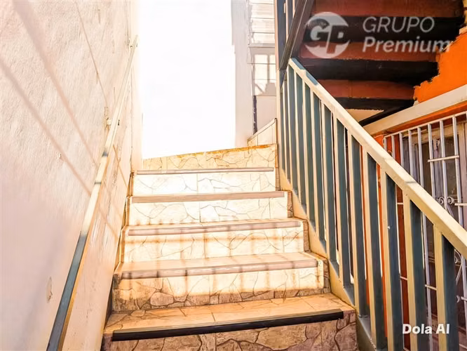 CASA CON AMPLIOS ESPACIOS Y 11 D, 5B EN VENTA EN CERRILLOS