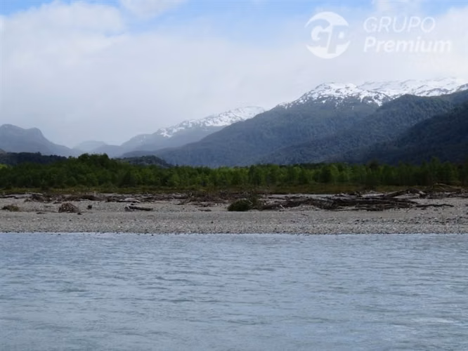 Parcela con gran potencial turístico en venta en Río Ibáñez