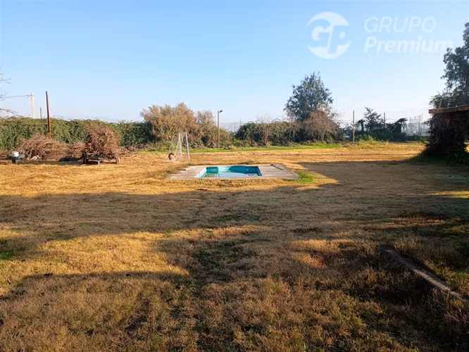 Parcela Con Dos Casas muy luminosas en venta en Peñaflor