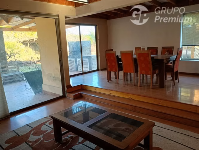 Parcela Con Dos Casas muy luminosas en venta en Peñaflor