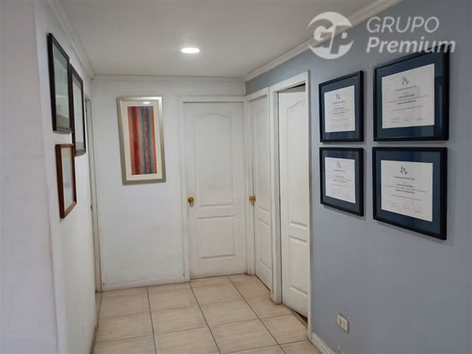 Parcela Con Dos Casas muy luminosas en venta en Peñaflor