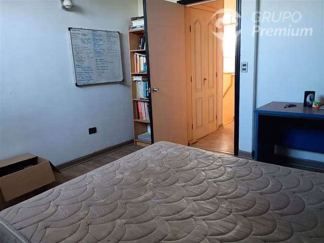 Parcela Con Dos Casas muy luminosas en venta en Peñaflor