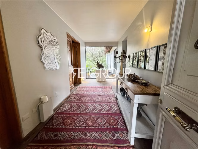 Casa en venta, maravilloso jardín, Los Nogales, Lo Barnechea