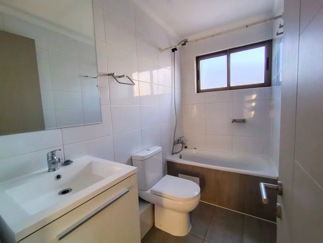 VENDO CASA DE 140 M2 4D/4B/PISCINA EN CONDOMINIO LINDEROS
