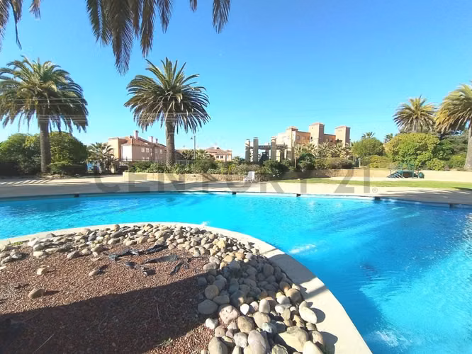 Departamento 3D 2B amoblado en condominio full equipado – Concón