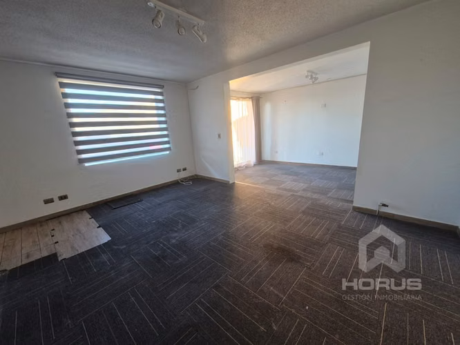 Casa de Lujo en arriendo. — Pudahuel