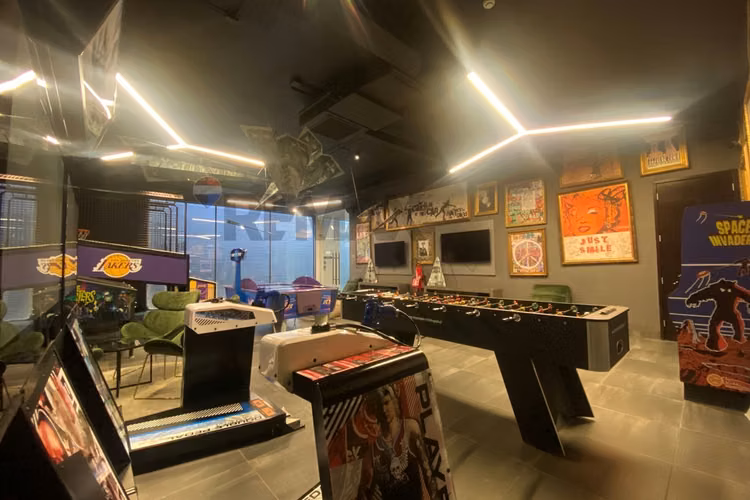 Arriendo estudio nuevo a pasos del metro