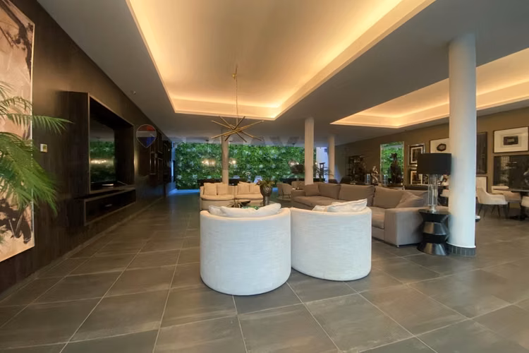 Arriendo estudio nuevo a pasos del metro