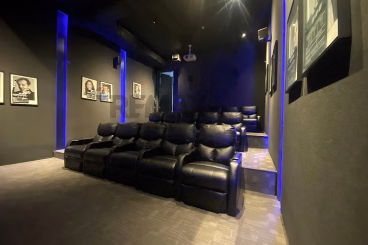 Arriendo estudio nuevo a pasos del metro