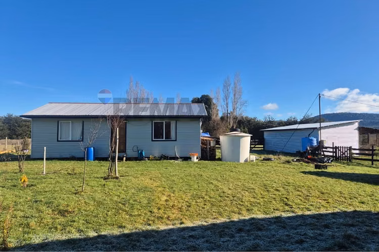 Casa 132 m2- terreno 7,06 ha-chonchi