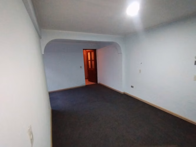 VENTA CASA CON AMPLIO TERRENO ESPECIAL PARA INVERSIONISTAS