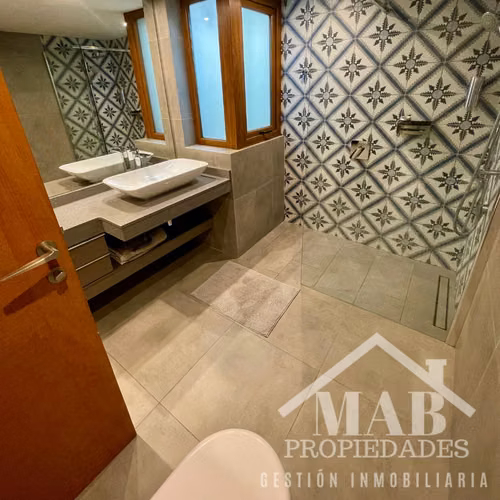 Exclusiva casa en Paso Hondo (177774)