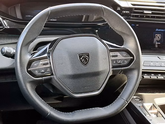 PEUGEOT 308 2023