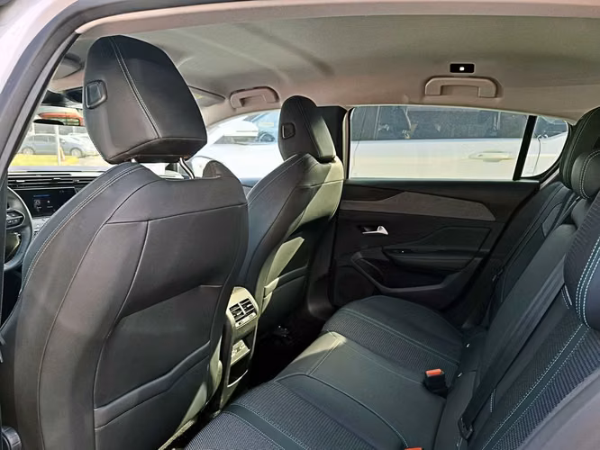 PEUGEOT 308 2023