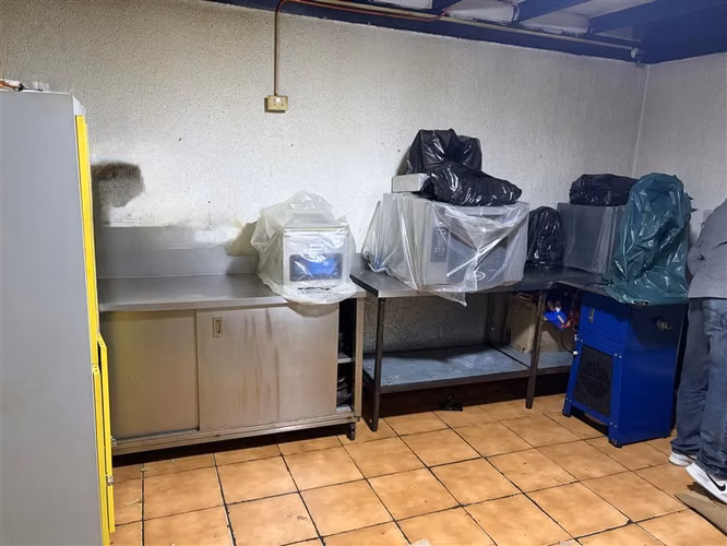 Local Comercial Restaurante en venta en Independencia 590m2