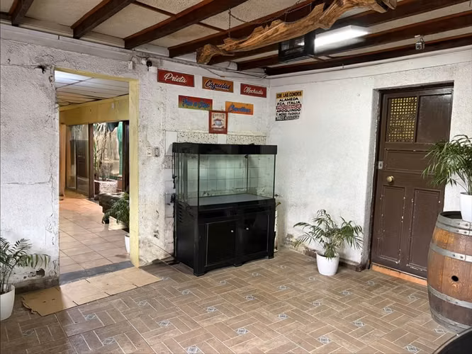 Local Comercial Restaurante en venta en Independencia 590m2