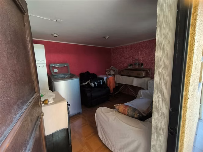 Casa en venta de 3 dorm. en La Granja