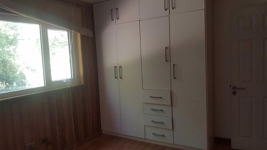 Arriendo de casa Condominio Alto Pinar 5 Dorm. 3 baños