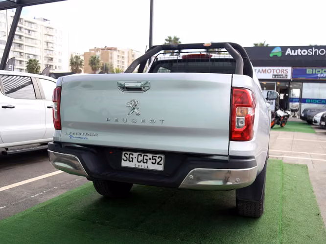 PEUGEOT LANDTREK 2023