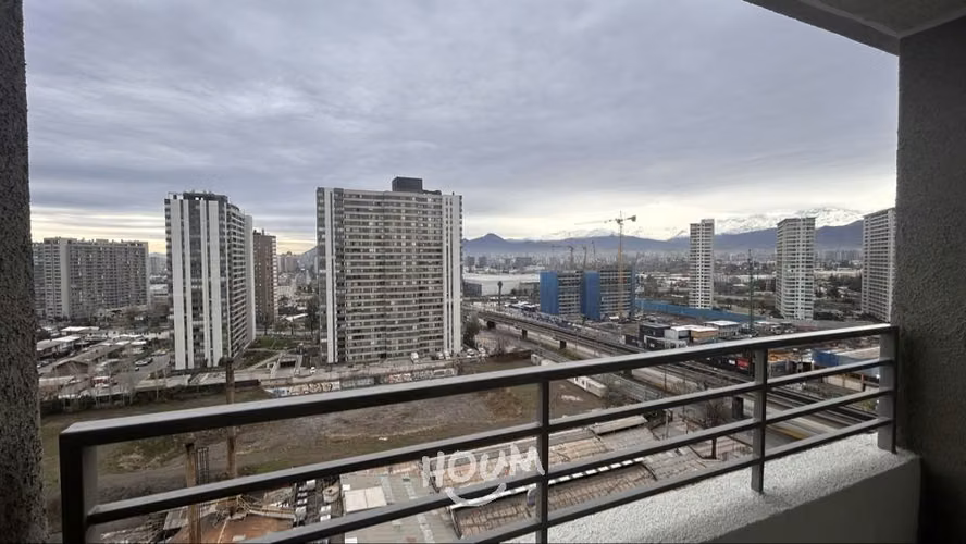 Departamento en Avenida Vicuña Mackenna