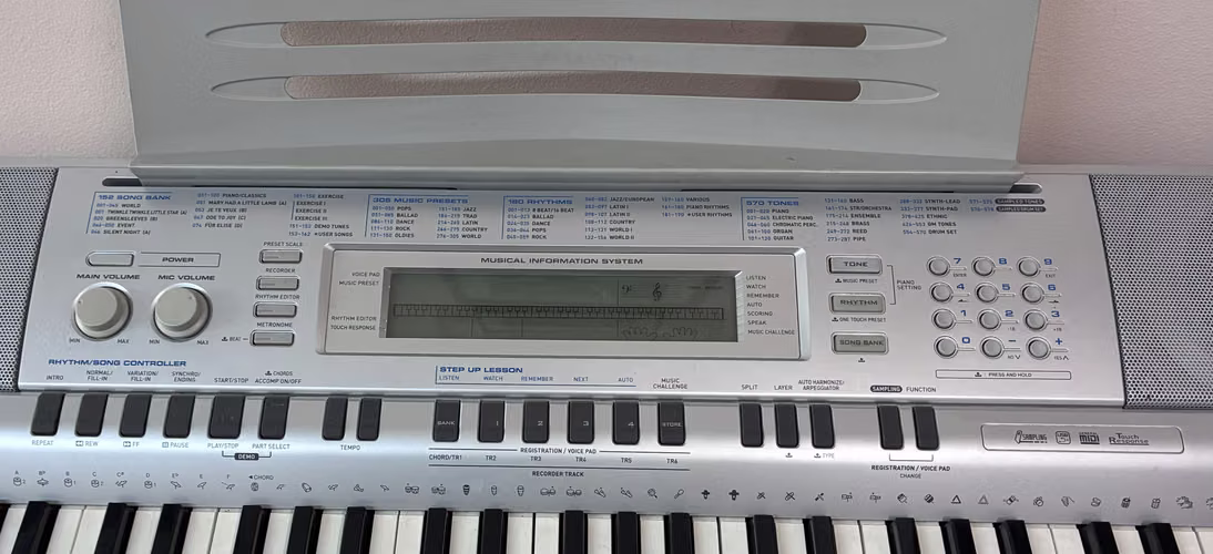 Teclado Casio WK210, con muy poco uso - Imagen 3