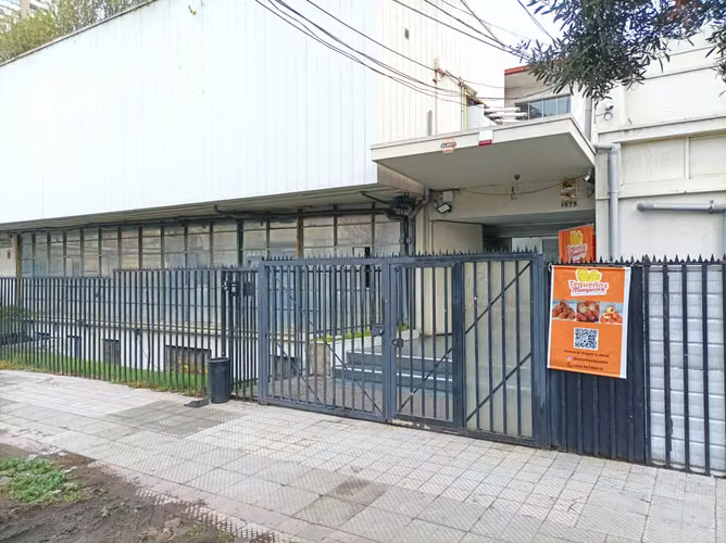 Planta Libre. Santa Elena. Metro Ñuble (177784)
