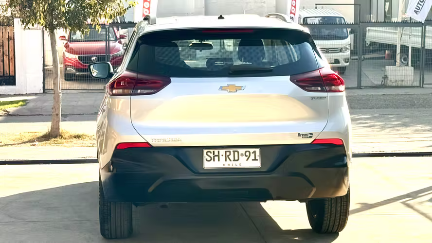 CHEVROLET TRACKER