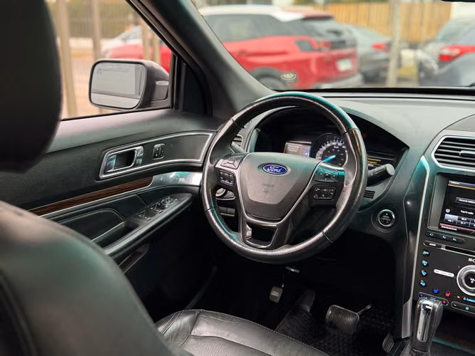 FORD EXPLORER - Imagen 13