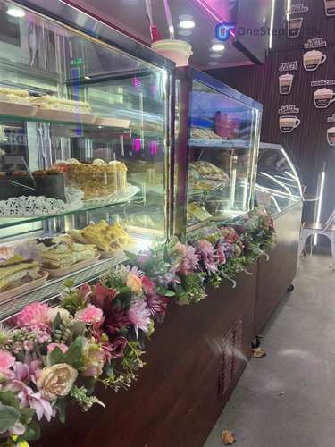 DERECHO LLAVES CAFETERÍA Y HELADERÍA EXITOSA SANTIAGO CENTRO