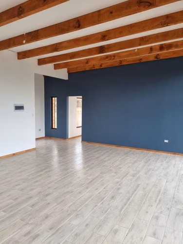 PARCELA 1/2 HECTAREA CON  CASA TOTALMENTE REGULARIZADA - Imagen 9