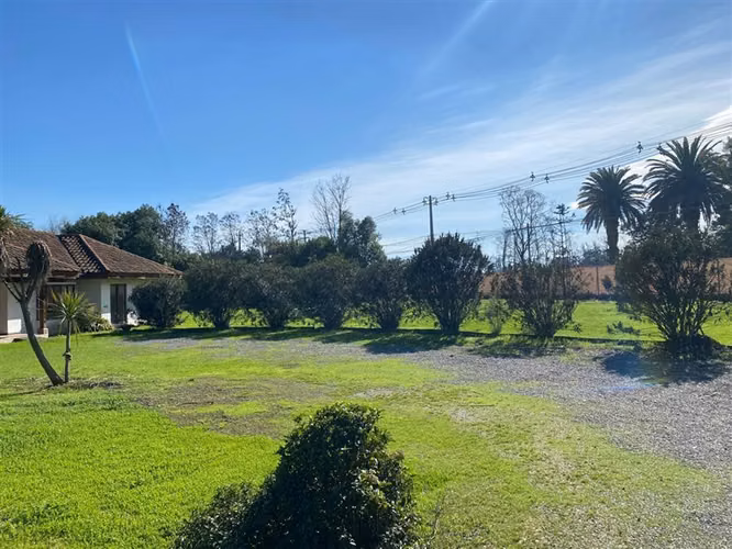 190 m2 construidos en 3200 de terreno, 3D 2B sala de estar